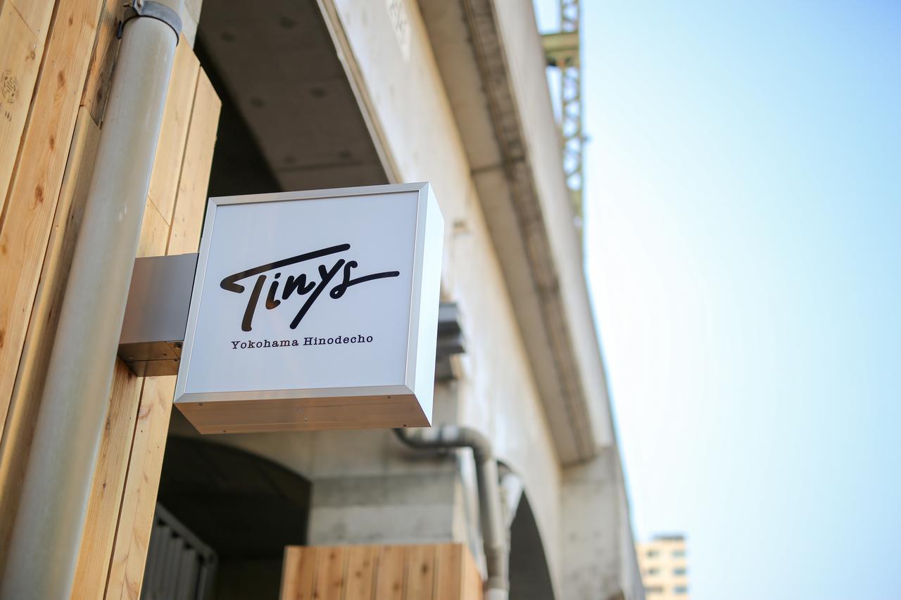 Хостел Tinys Yokohama Hinodecho Екстер'єр фото